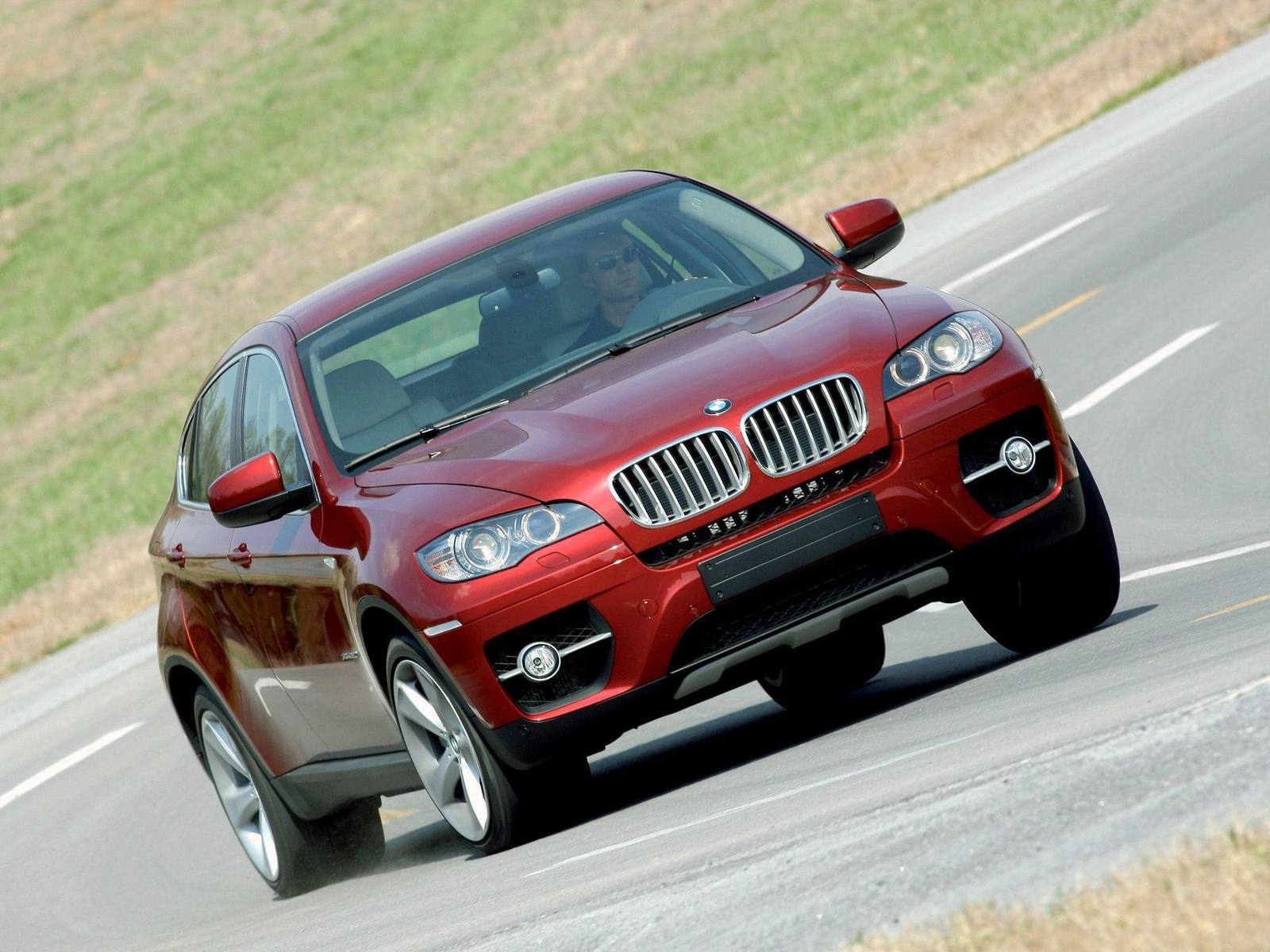 xDrive50i