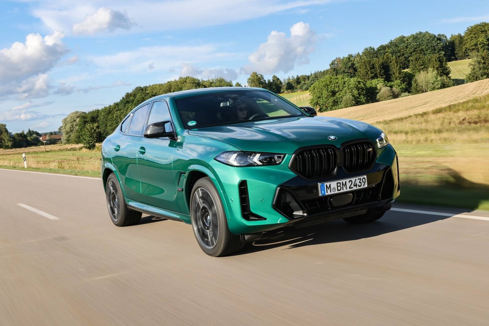 xDrive40i