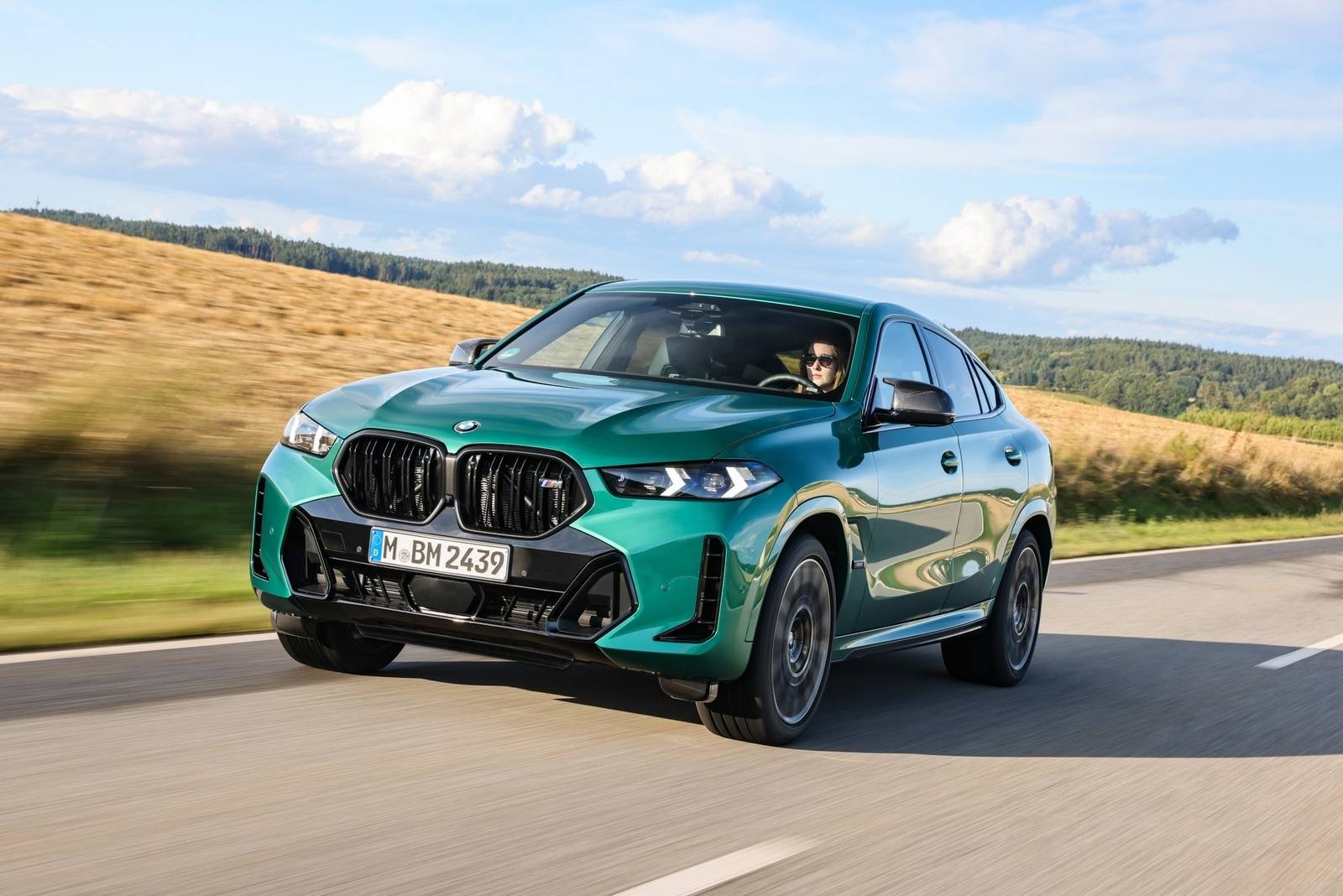 xDrive40i