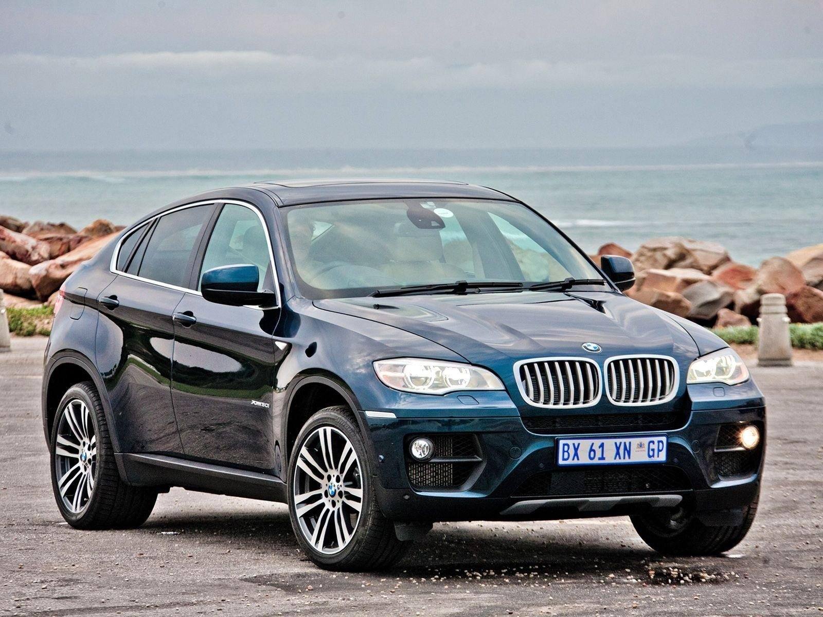 xDrive50i
