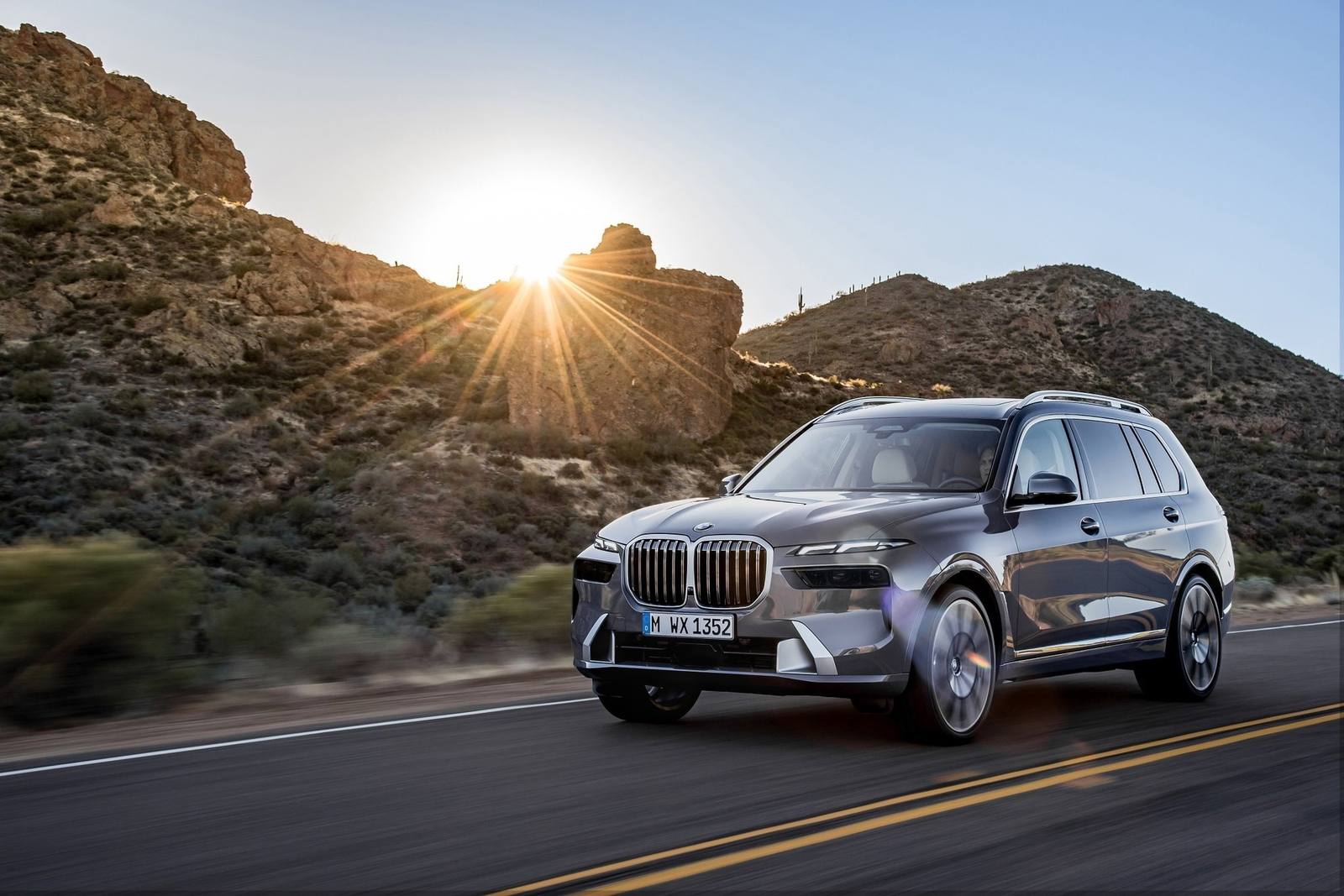 xDrive40i