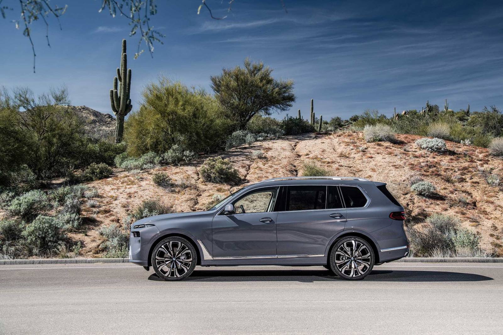 xDrive40i