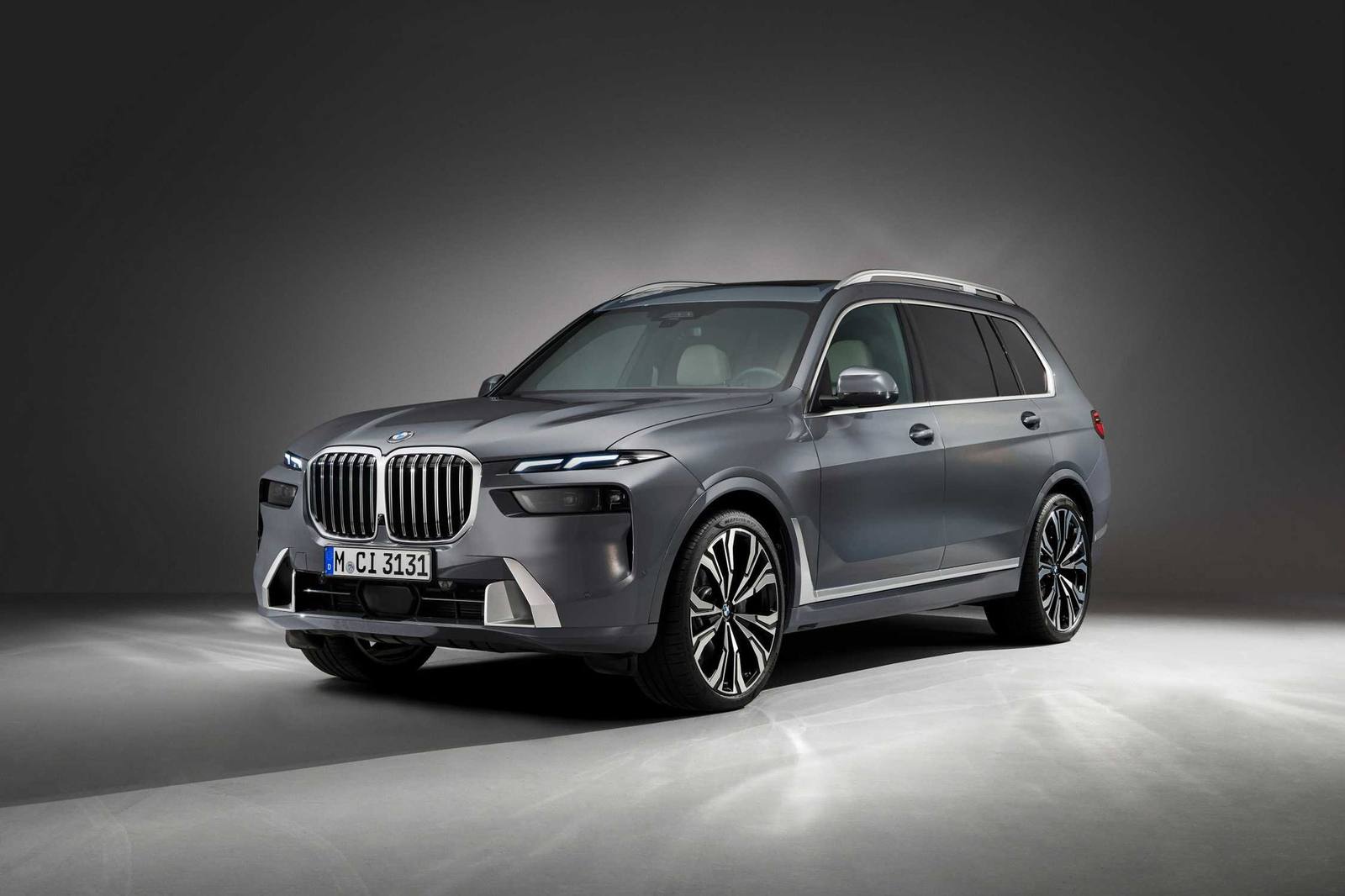 xDrive40i