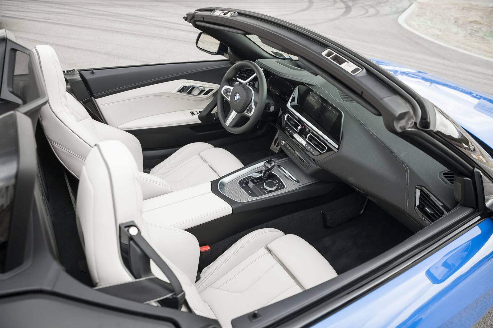 sDrive30i