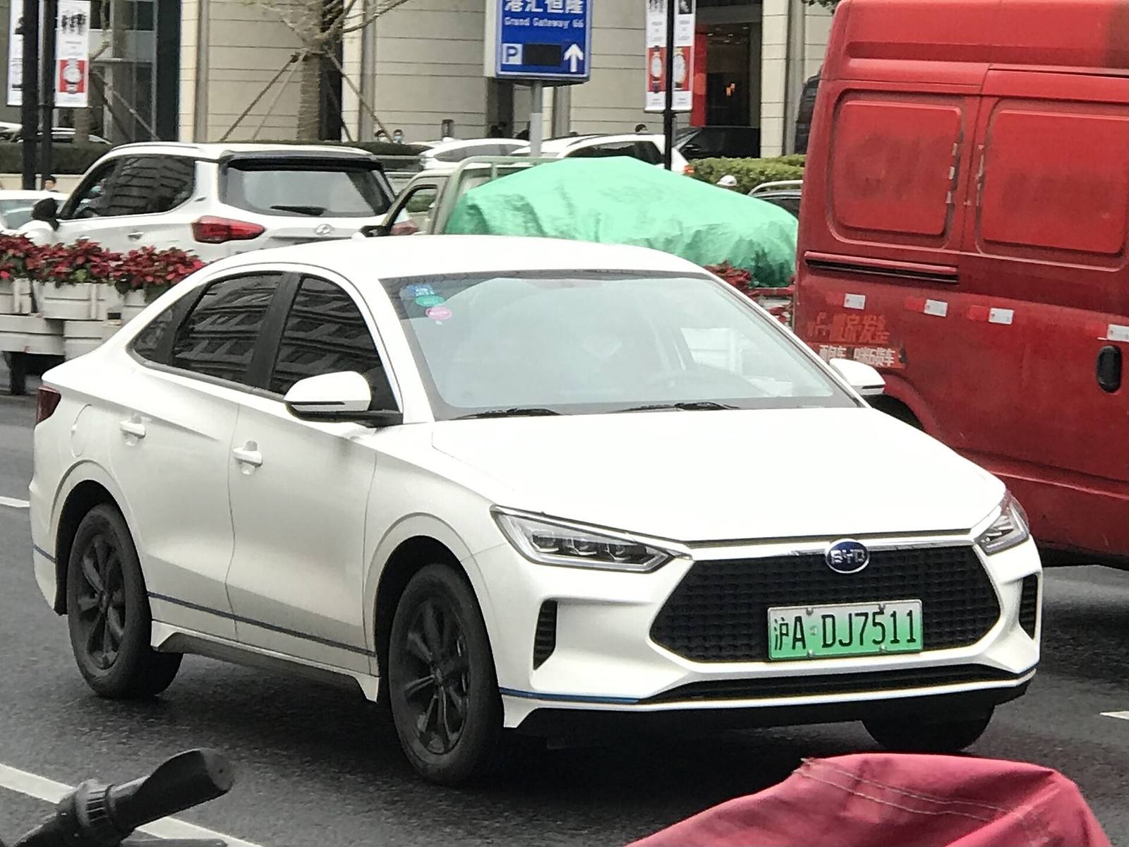 e3 Standard 305