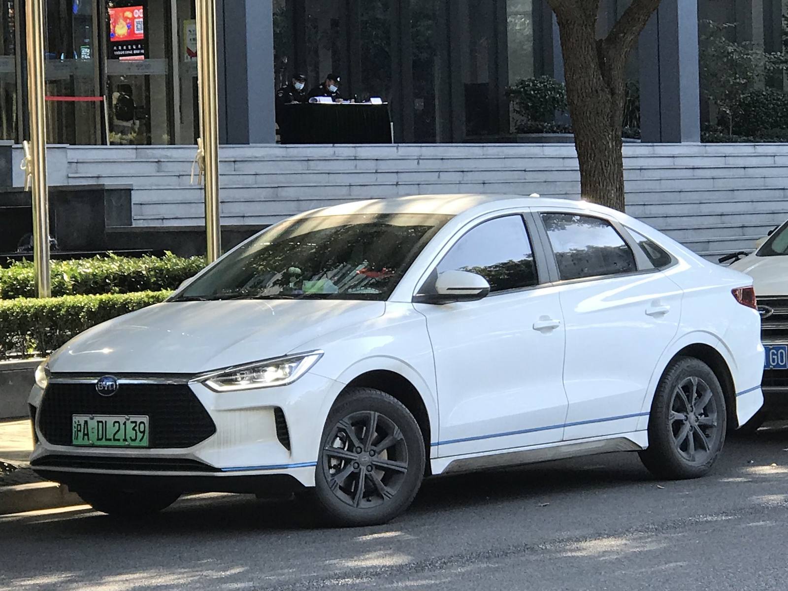 e3 Standard 305