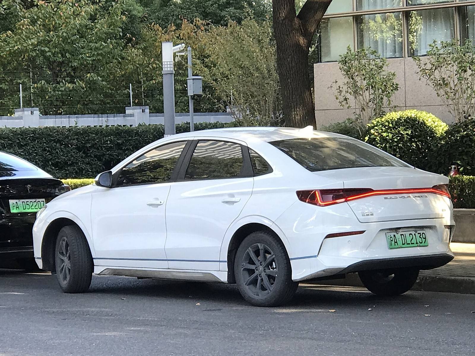 e3 Standard 305