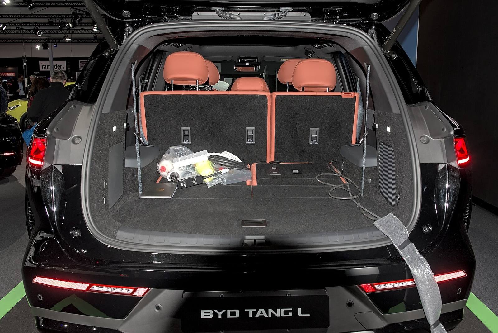 Tang L EV AWD