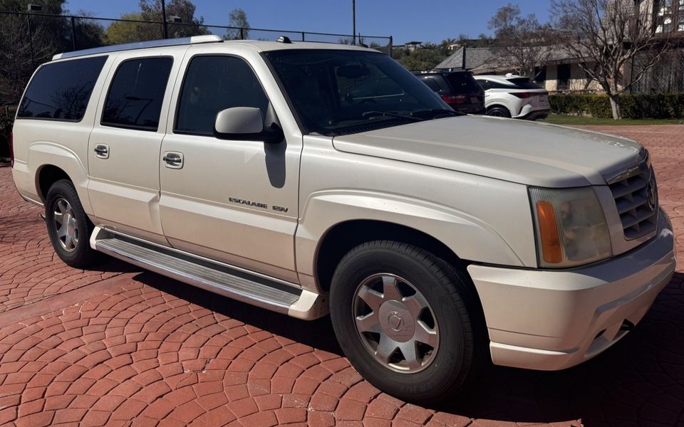 Escalade ESV