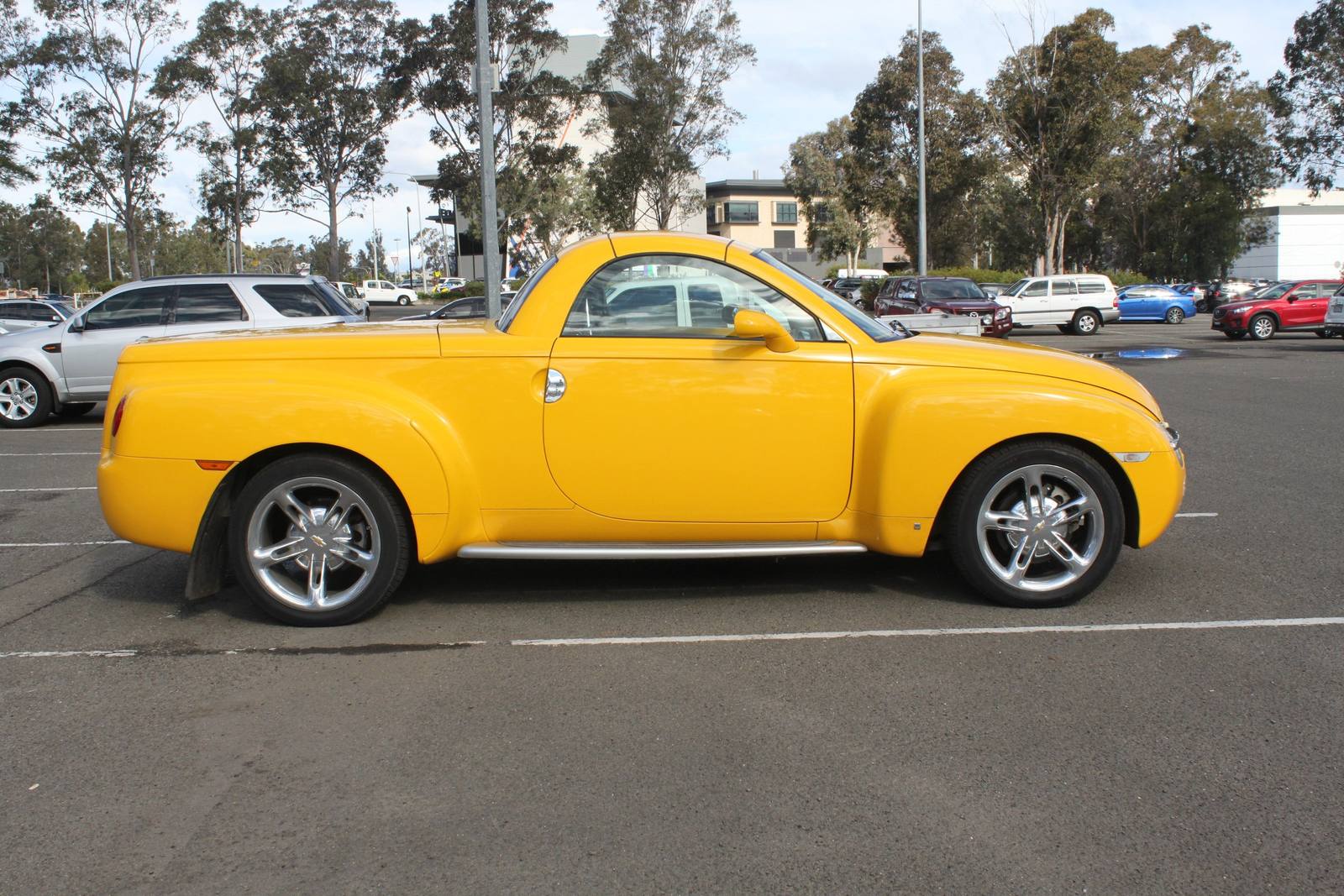 5.3 V8