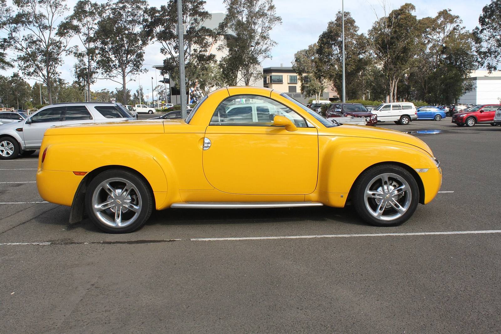 5.3 V8