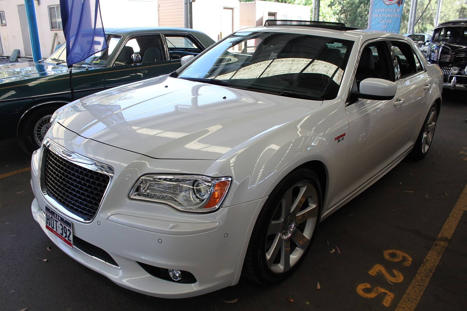 300C SRT8