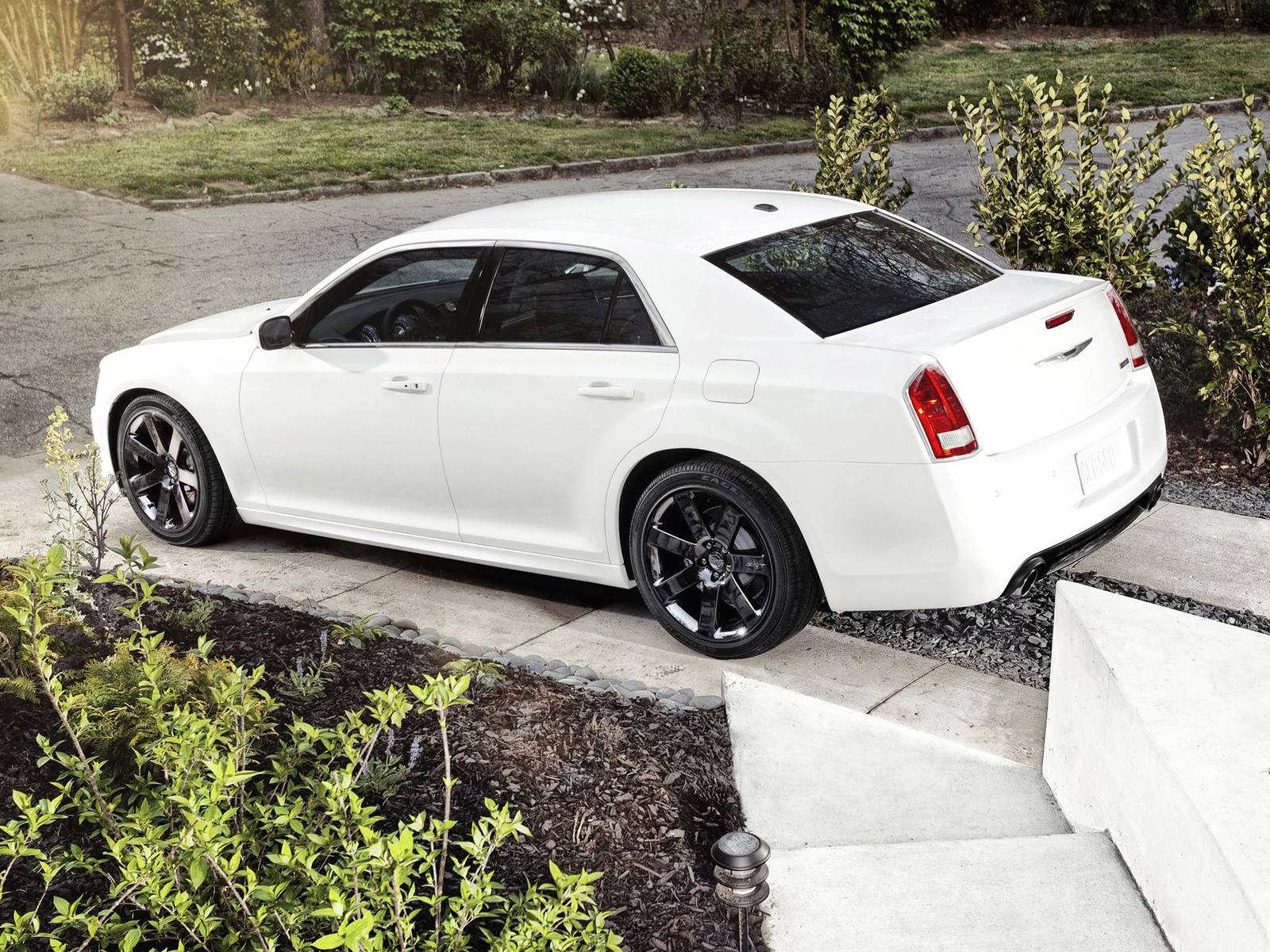 300C SRT8