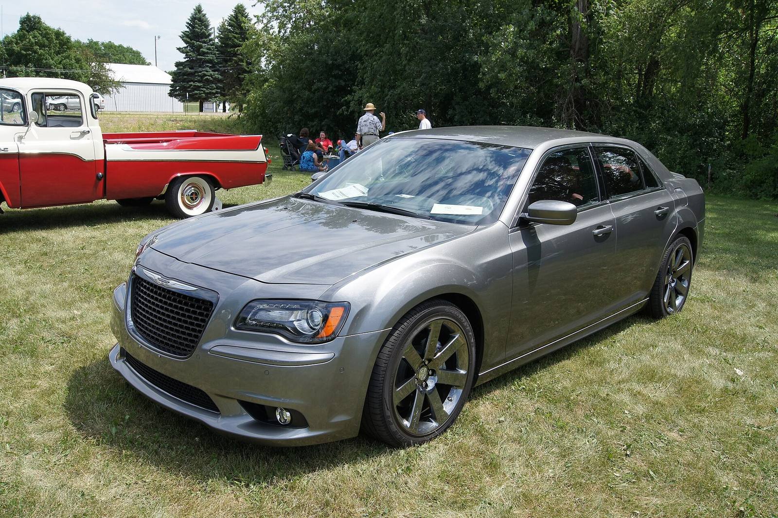 300C SRT8