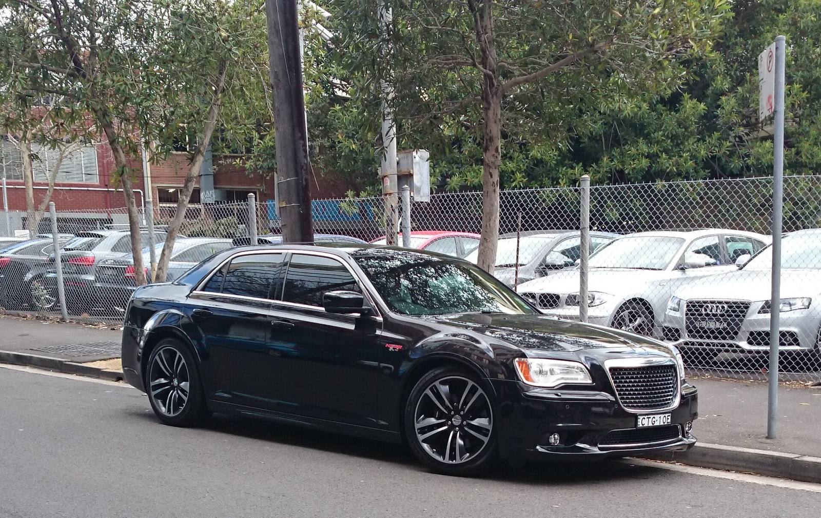 300C SRT8