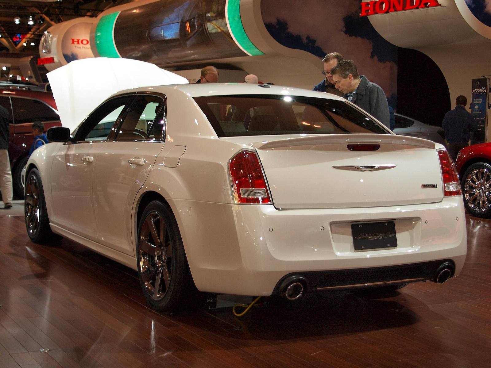 300C SRT8