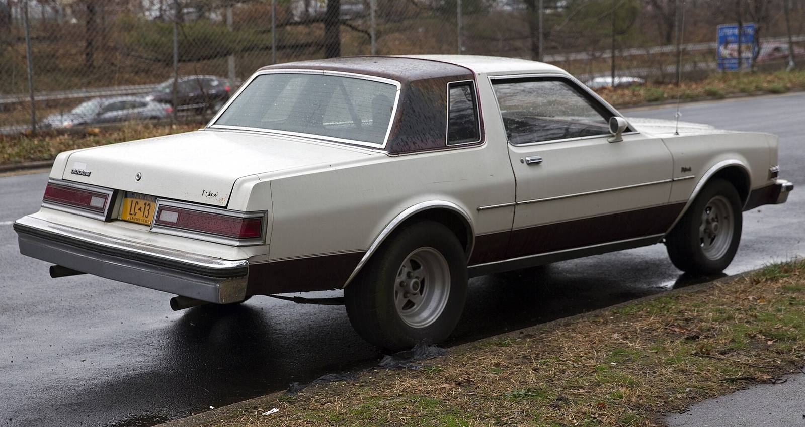 Diplomat 5.9 V8 Police