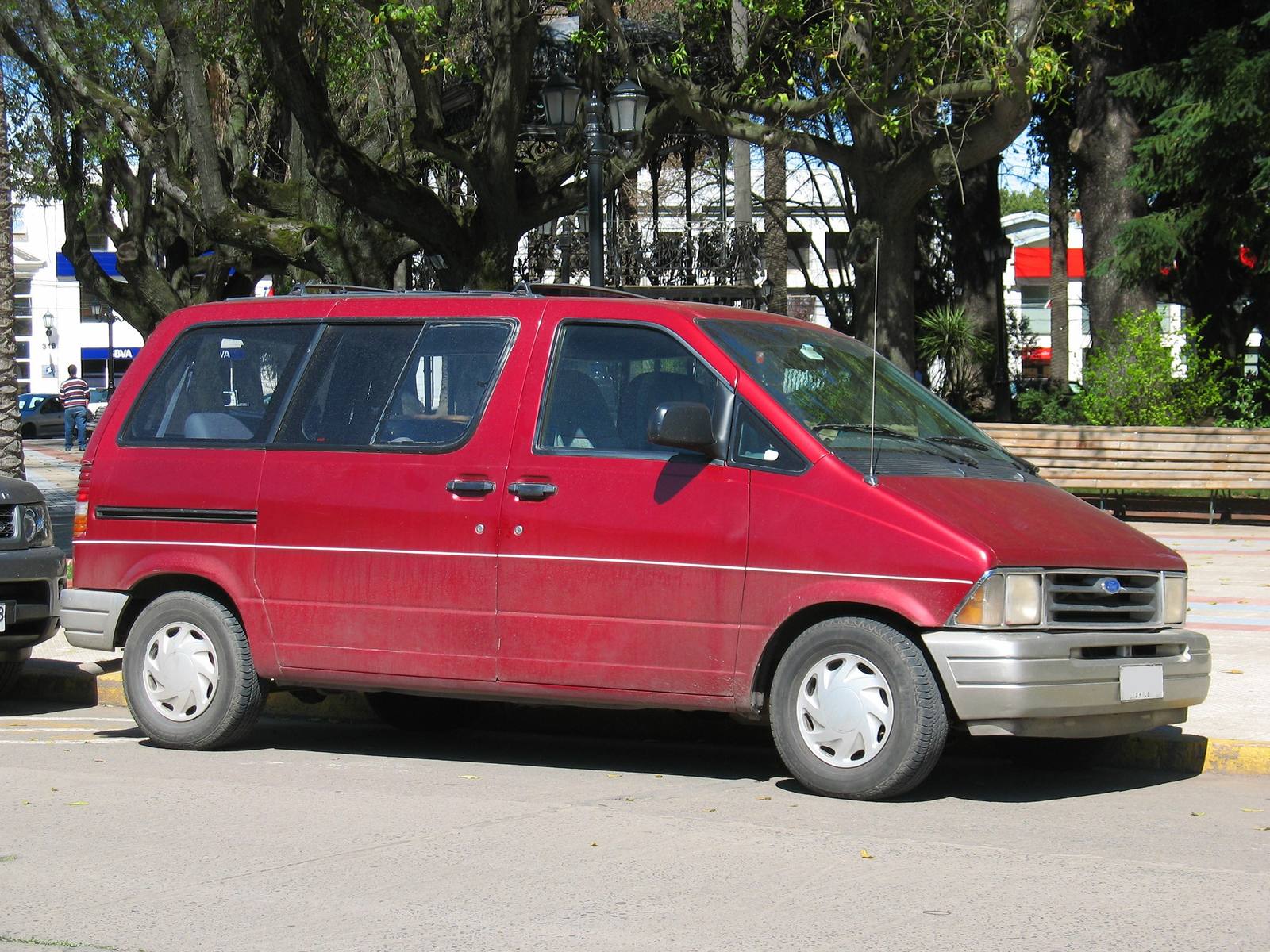 Aerostar XLT Extended 3.0 V6 (VN1)