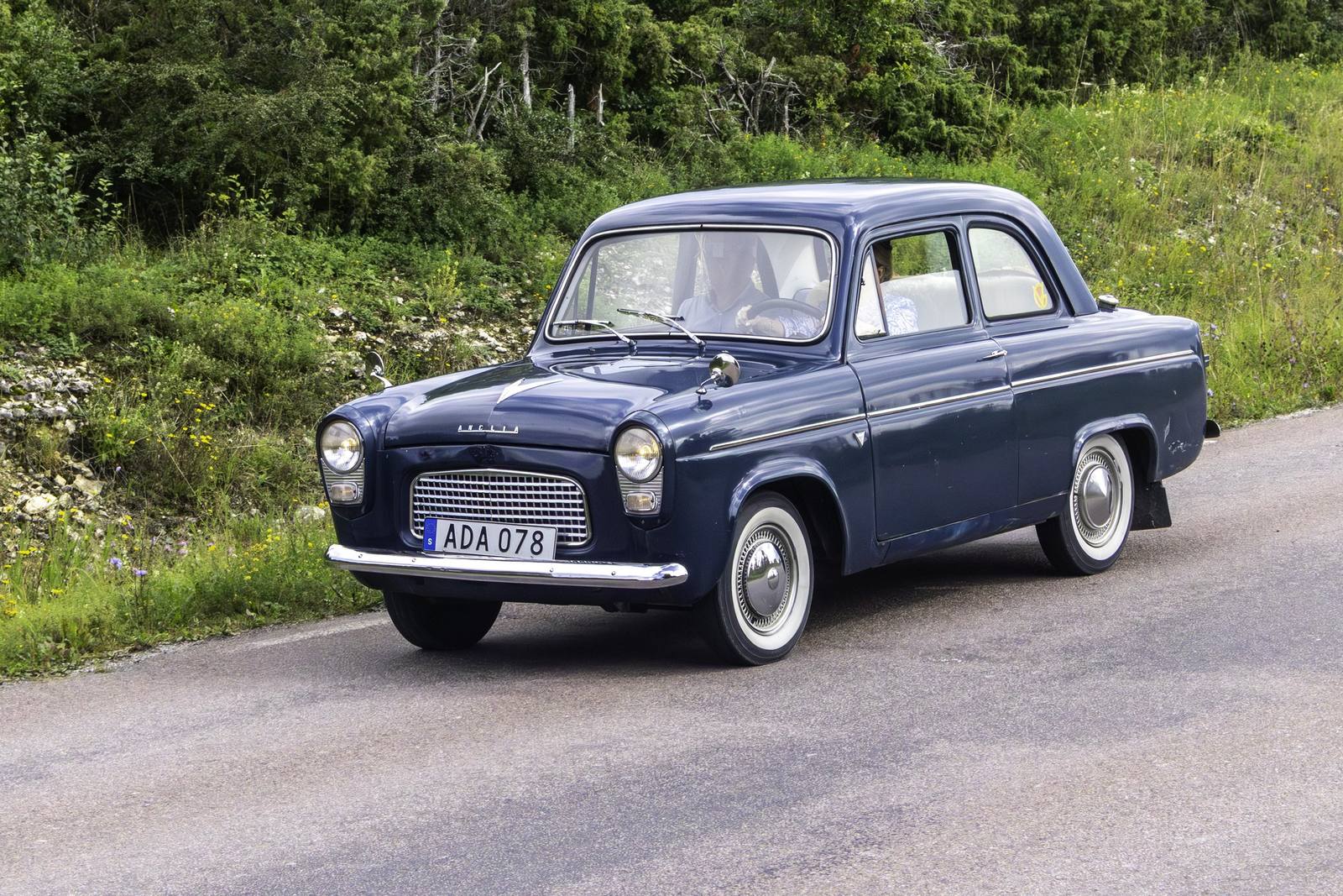 Anglia 100E