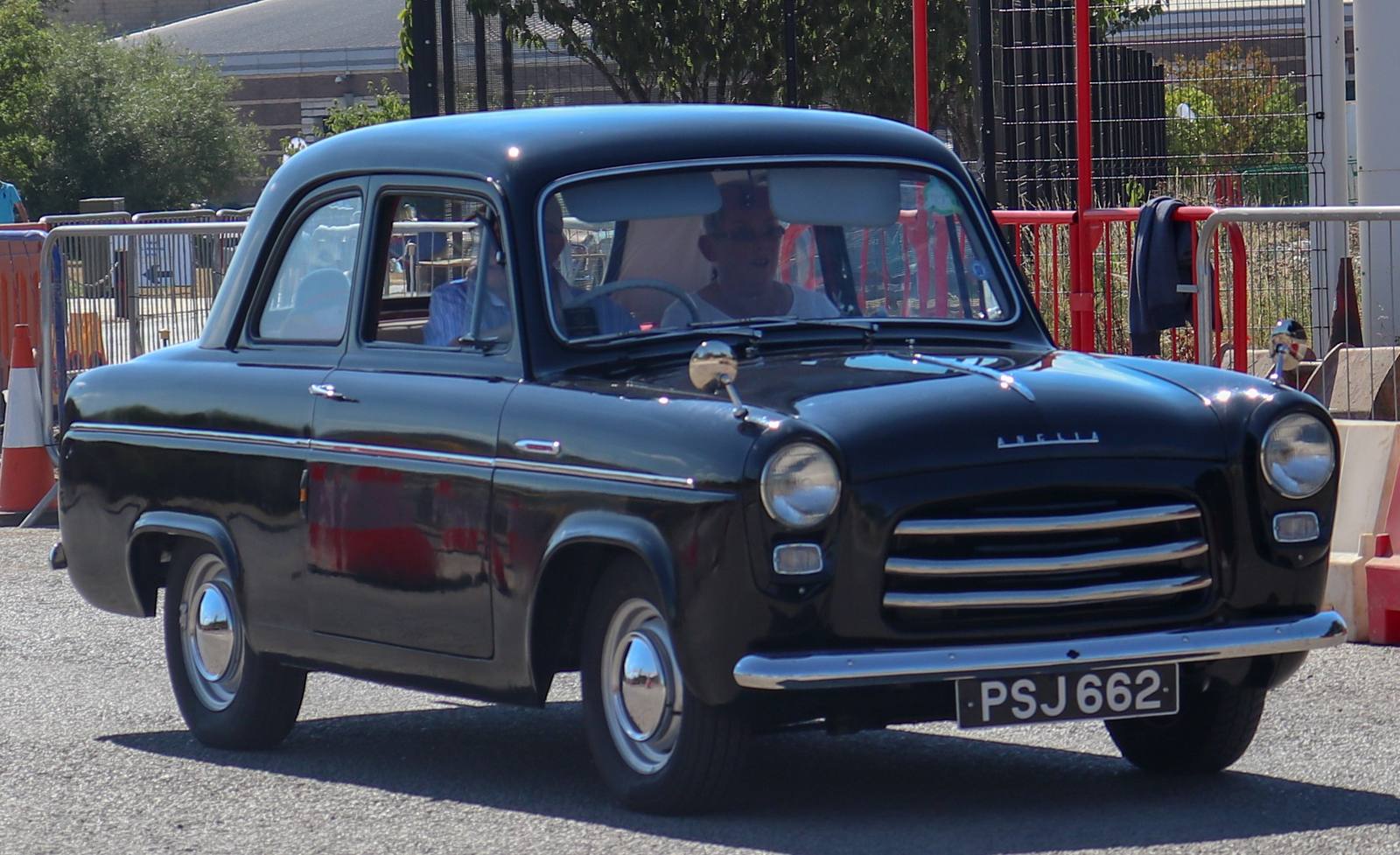 Anglia 100E