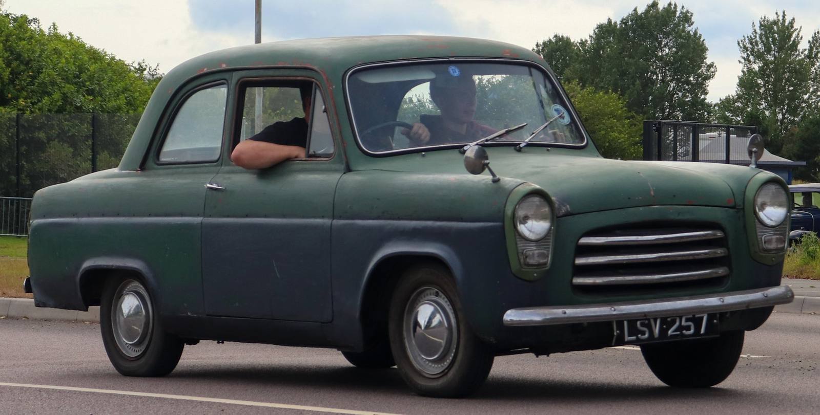 Anglia 100E