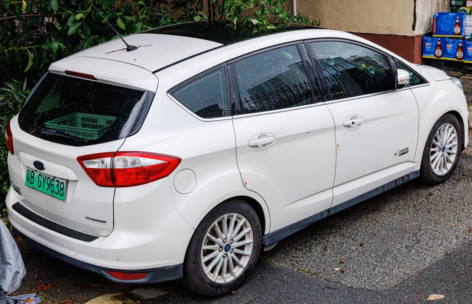 C-Max Energi PHEV (2013)