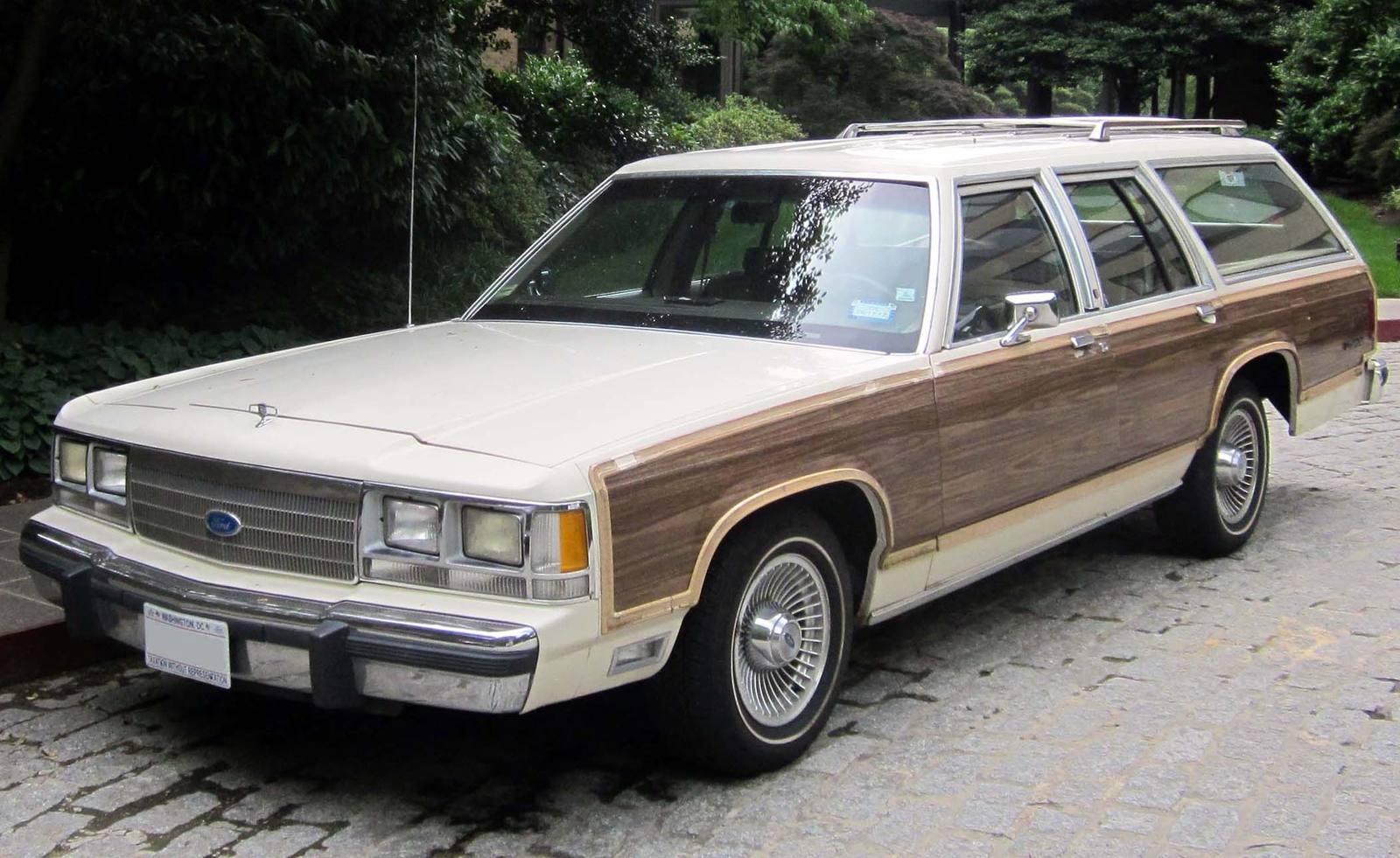 Country Squire (Panther)