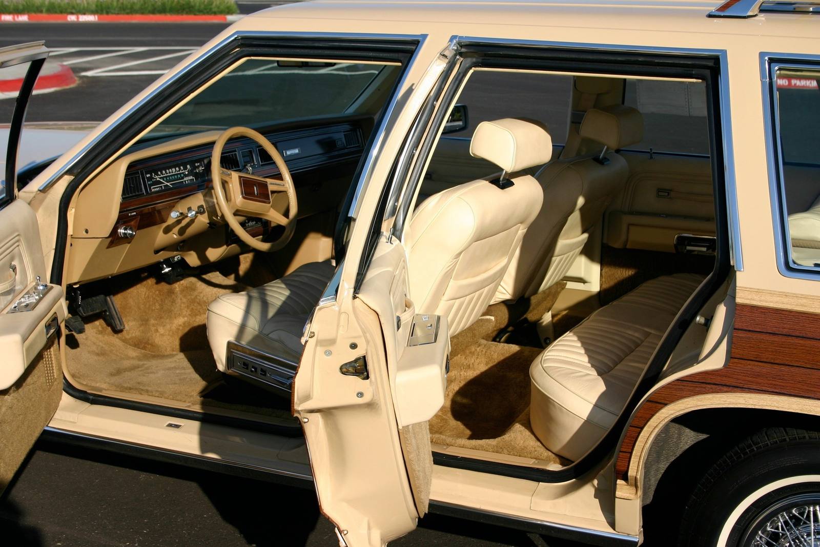 Country Squire (Panther)