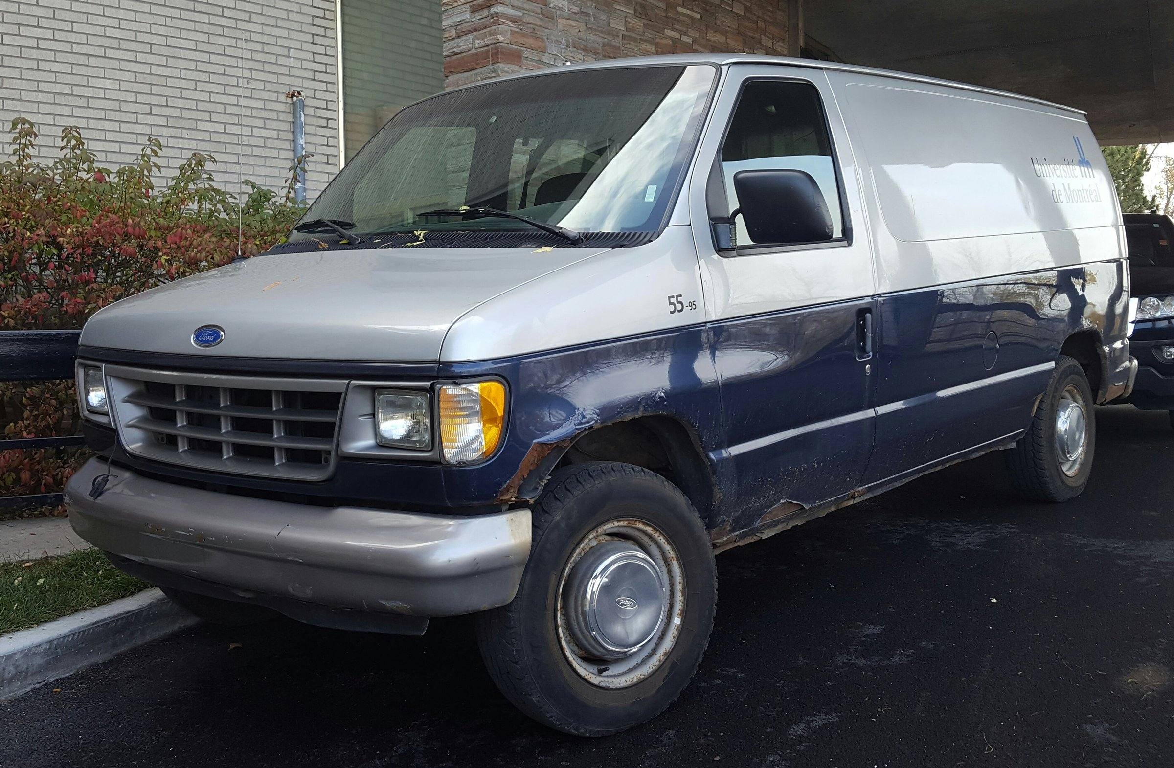 E-250 5.4 Triton V8 (1992)