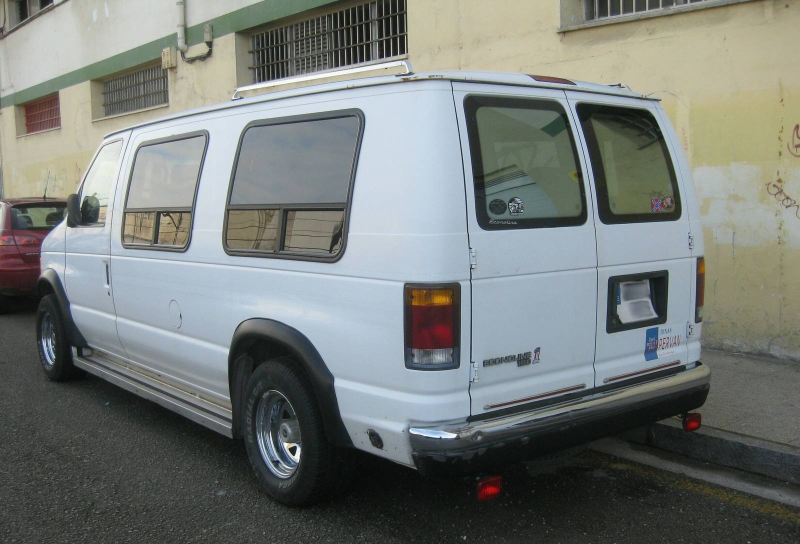 E-250 5.4 Triton V8 (1992)