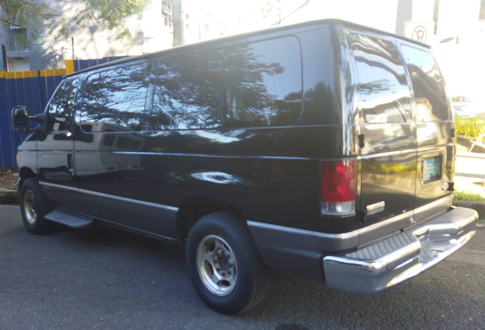 E-150 Econoline 4.6 V8 (4th gen)