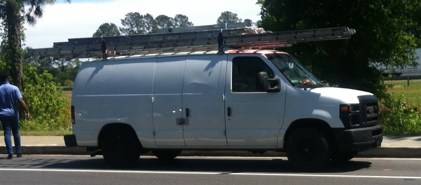 E-350 Super Duty 6.8 V10