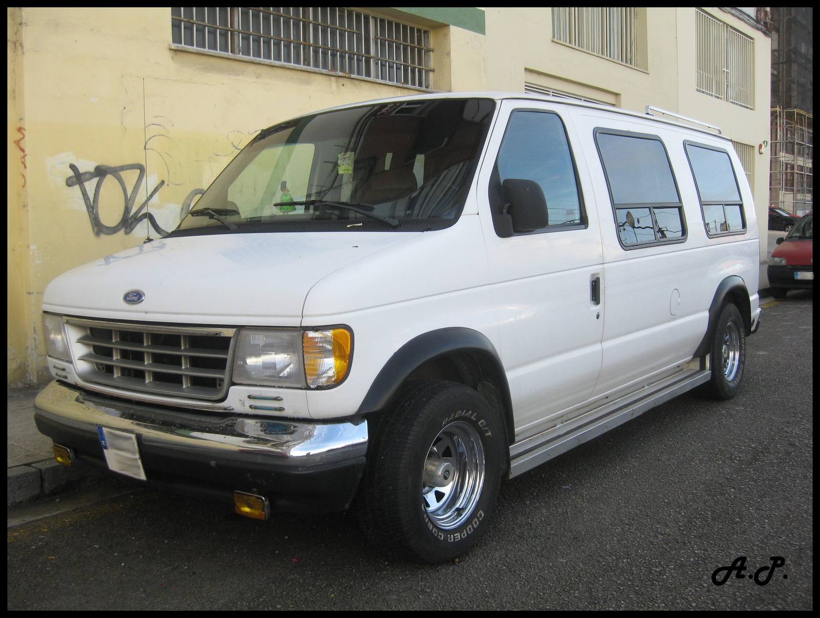 E-150 Econoline 4.6 V8 (4th gen)