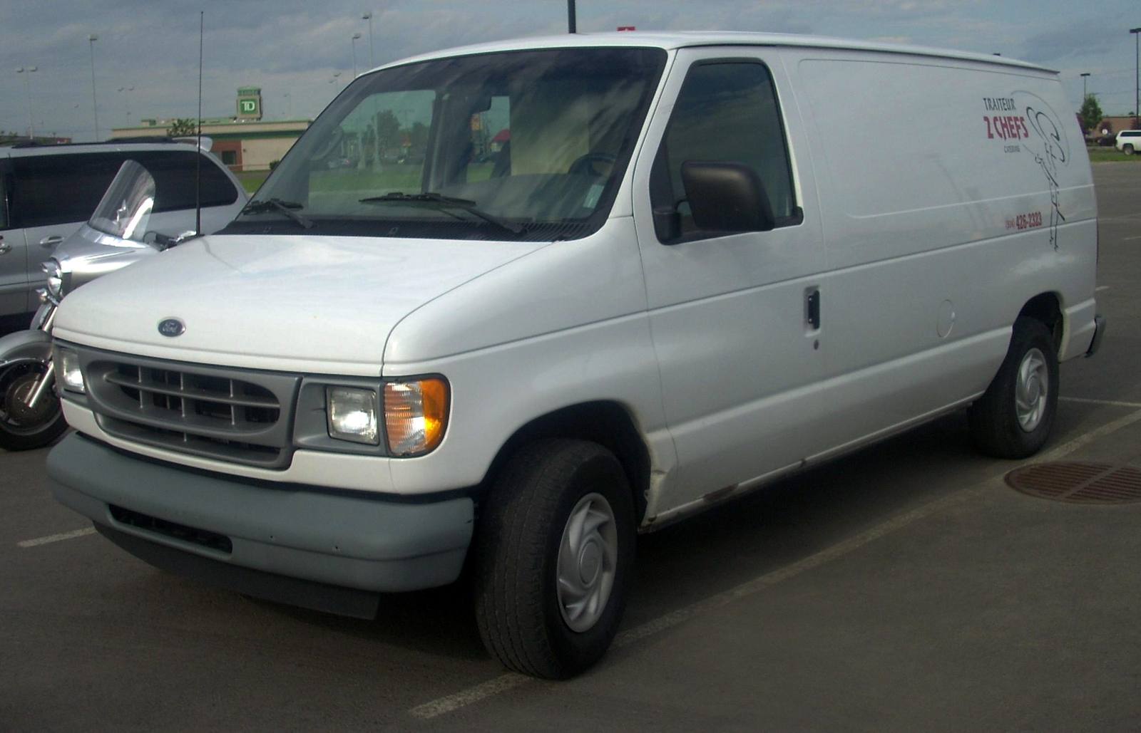 E-150 Econoline 4.6 V8 (4th gen)