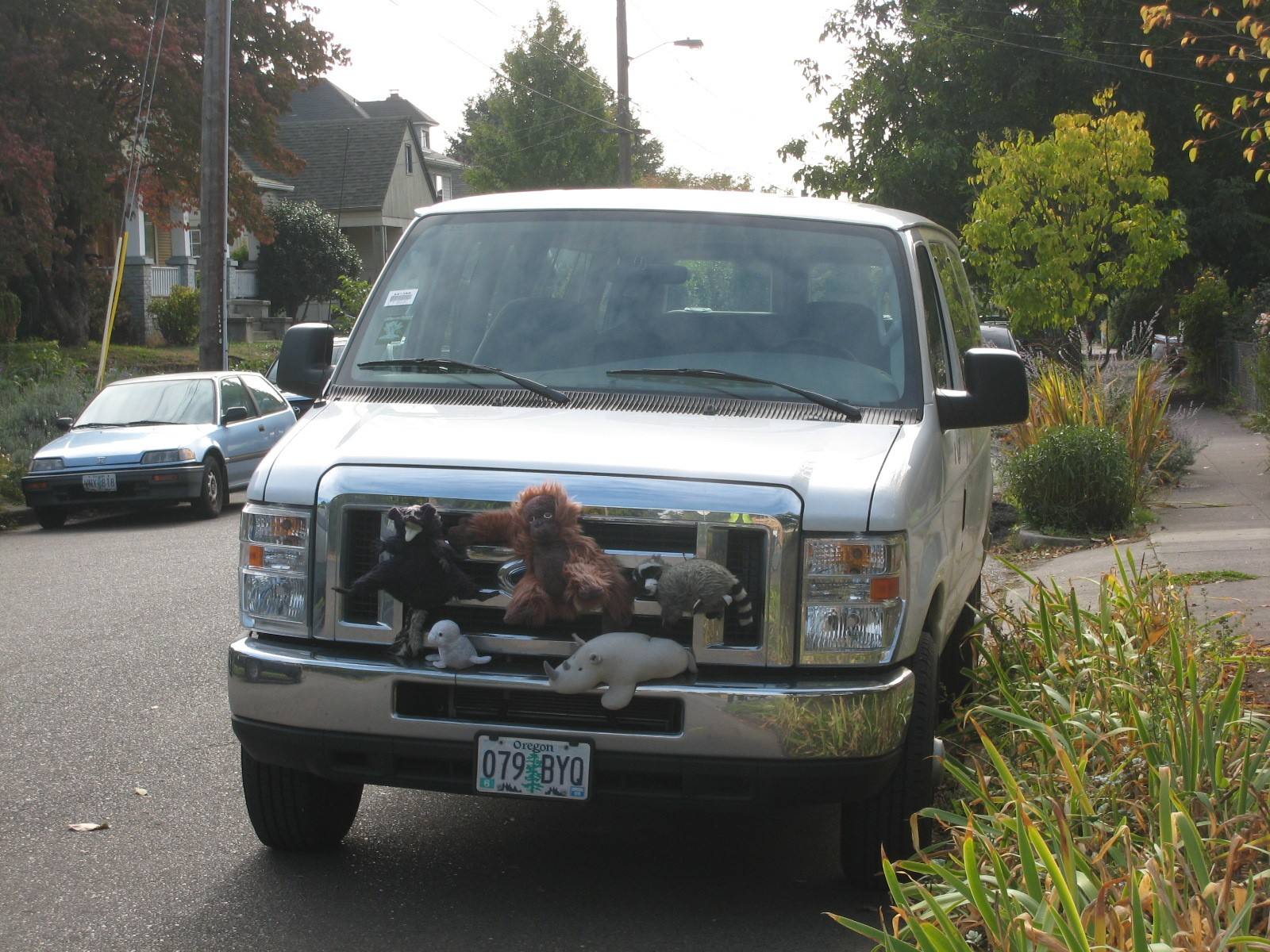 E-350 Super Duty 6.8 V10