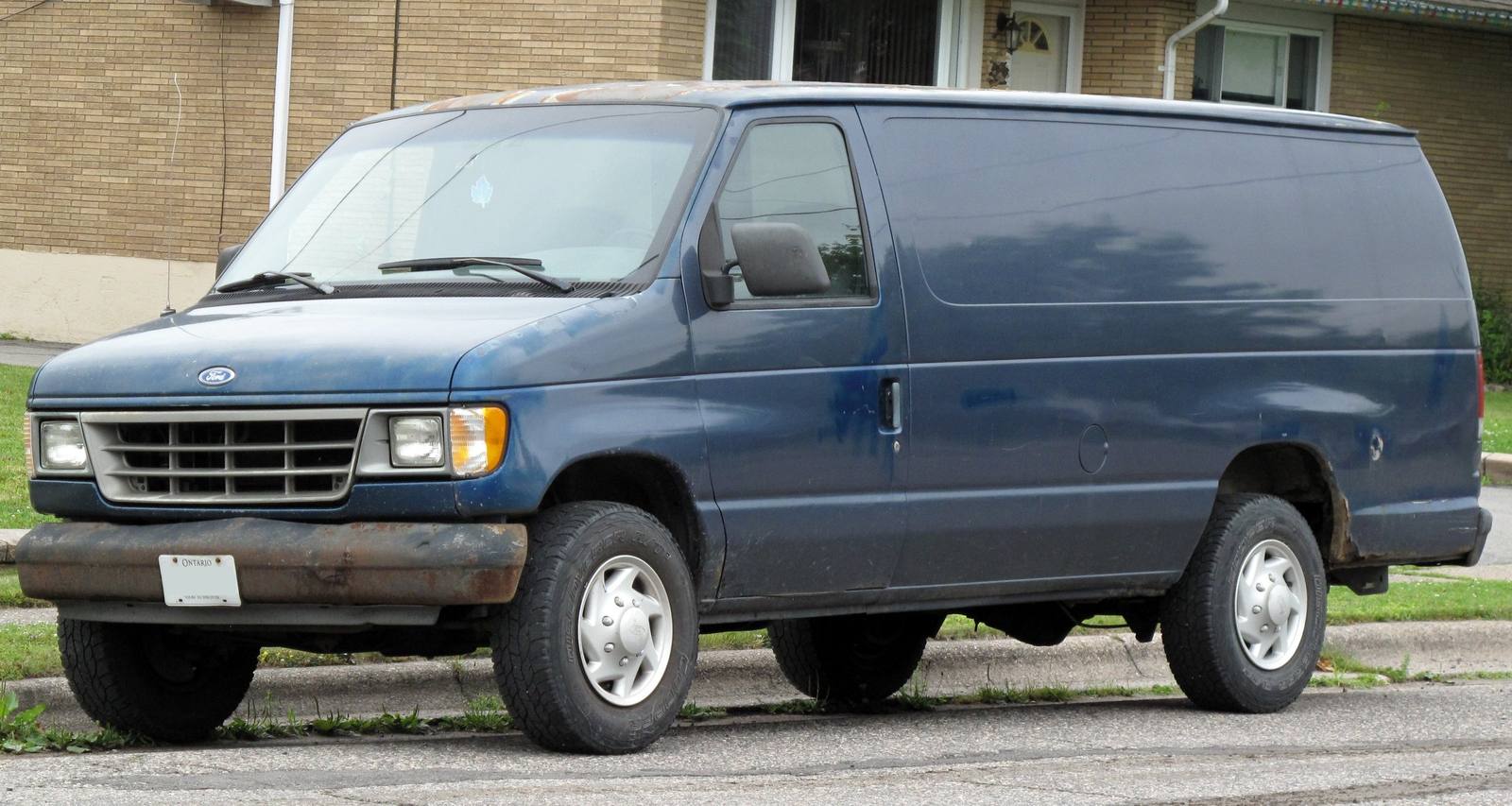 E-350 Super Duty 7.3 Power Stroke Diesel (1992)