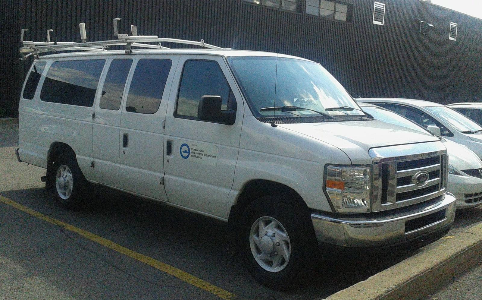 E-350 Super Duty 6.8 V10
