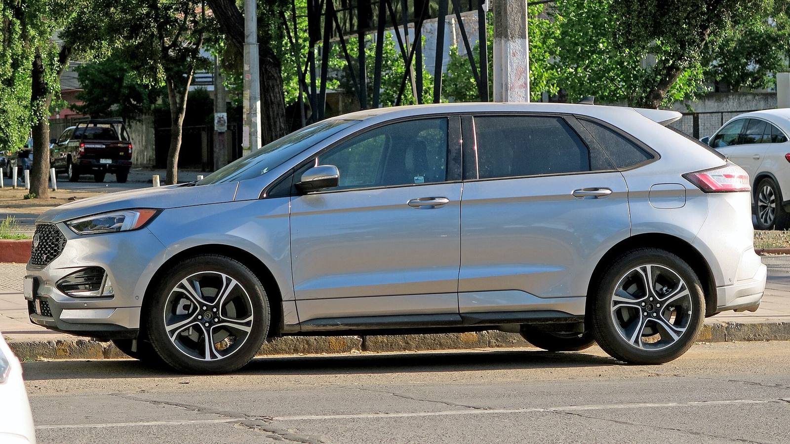 Edge ST 2.7 EcoBoost (2nd gen facelift)