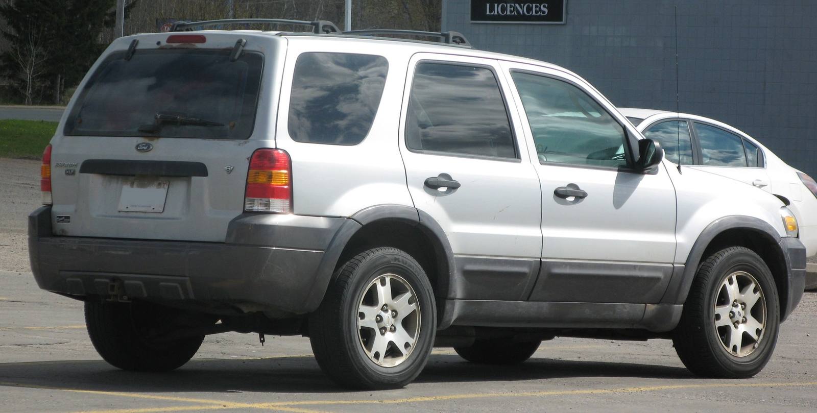 Escape XLT 3.0 V6 (1st gen)