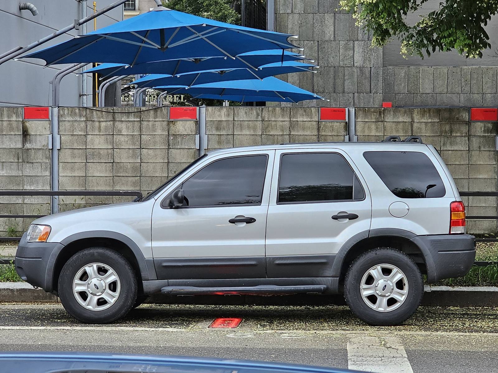 Escape XLT 3.0 V6 (1st gen)