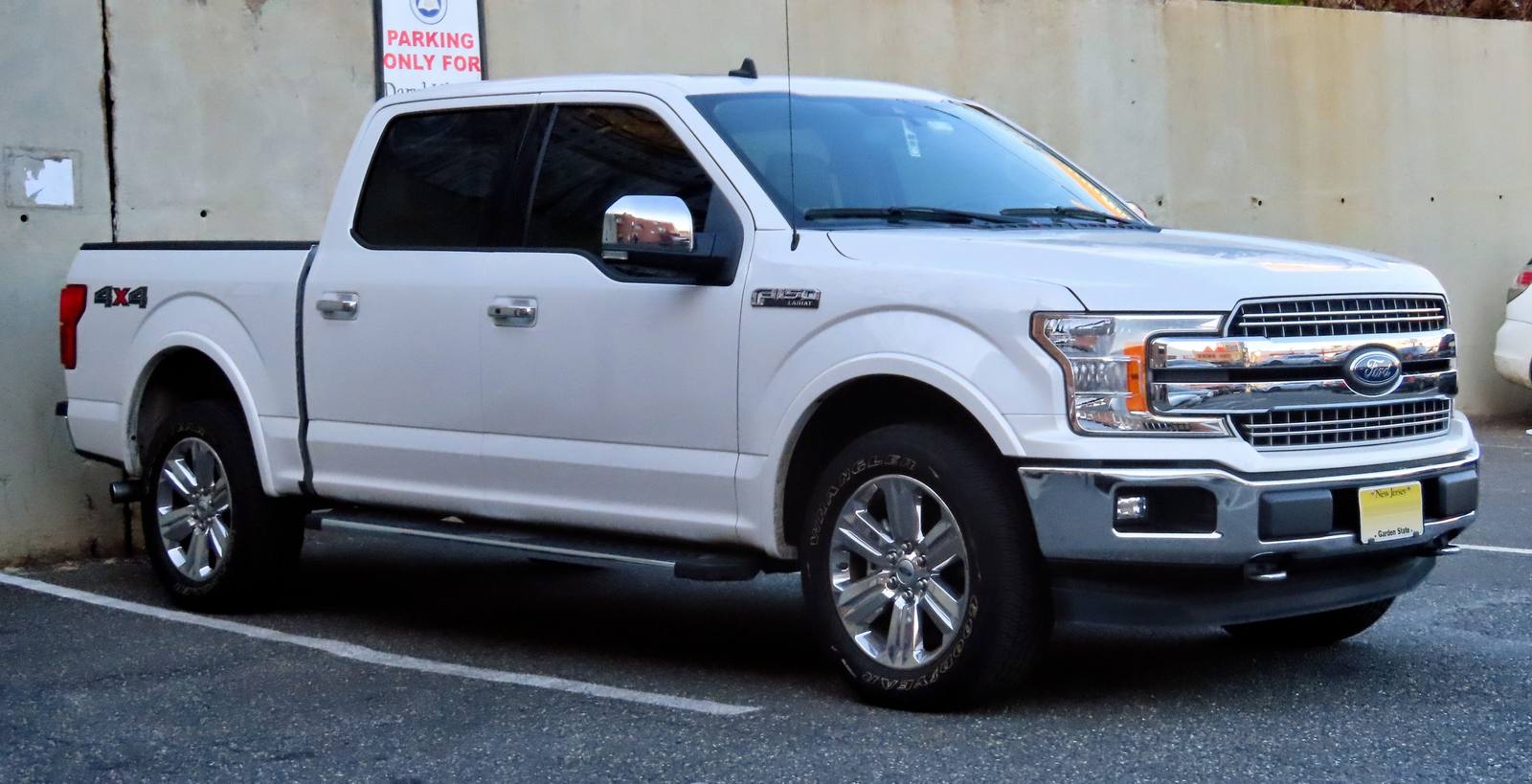 Lariat (2015)