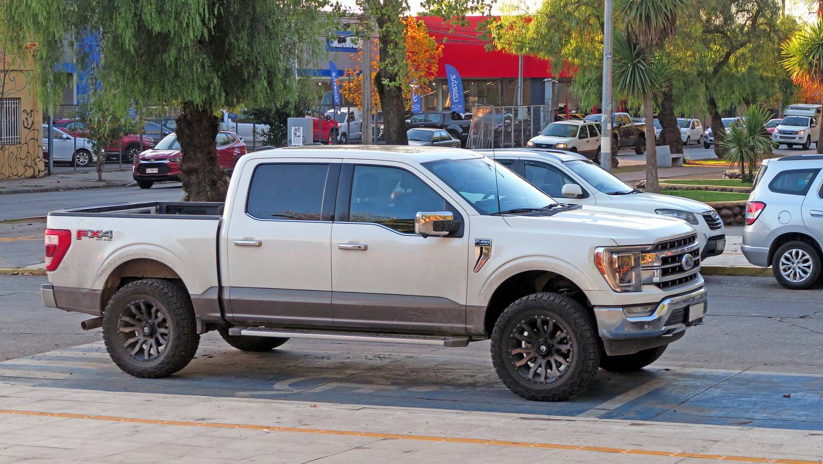 Lariat (2021)