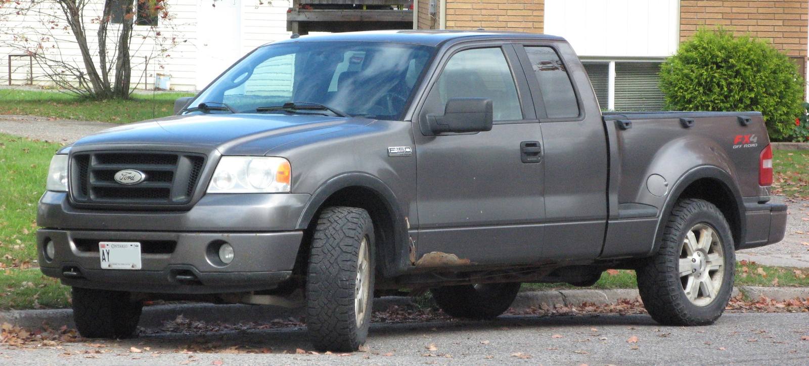 XLT (2004)