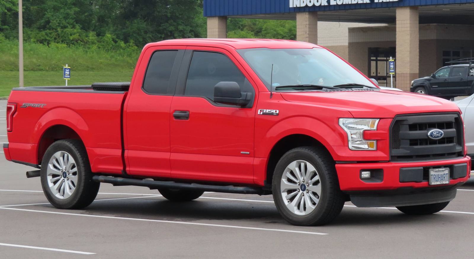 XL (2015)