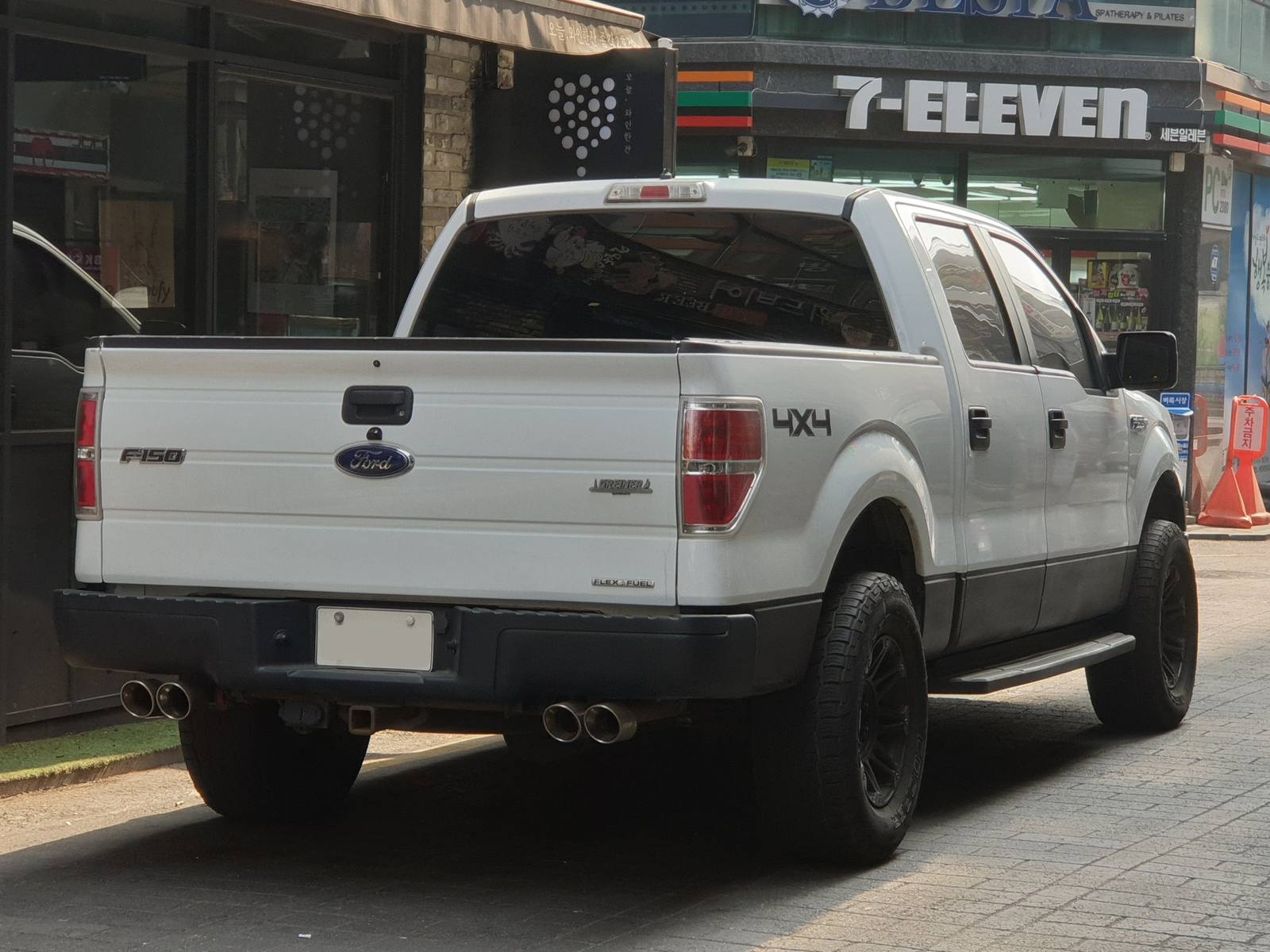 XLT (2009)