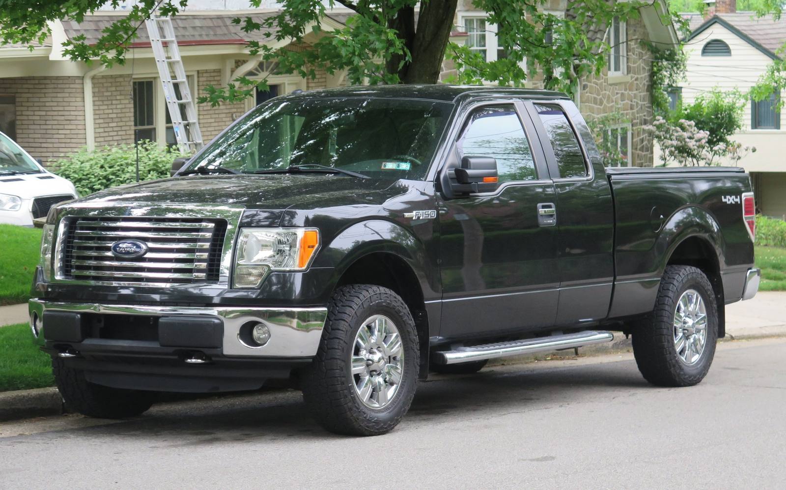 XLT (2009)