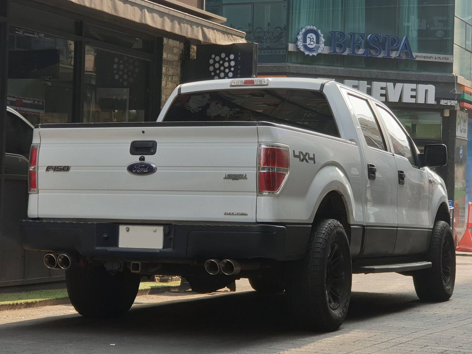 XLT (2009)