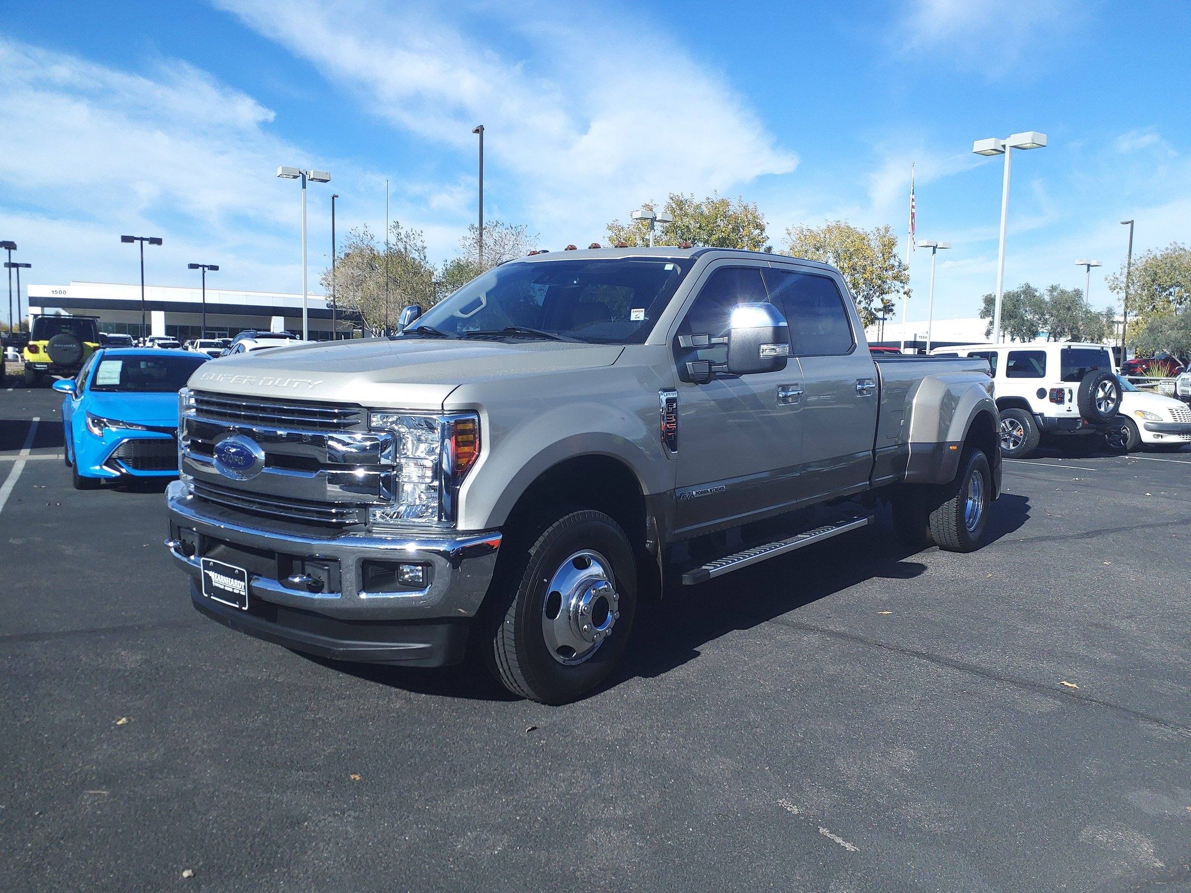 F-350 Lariat 6.7 Power Stroke DRW (4th gen SD)