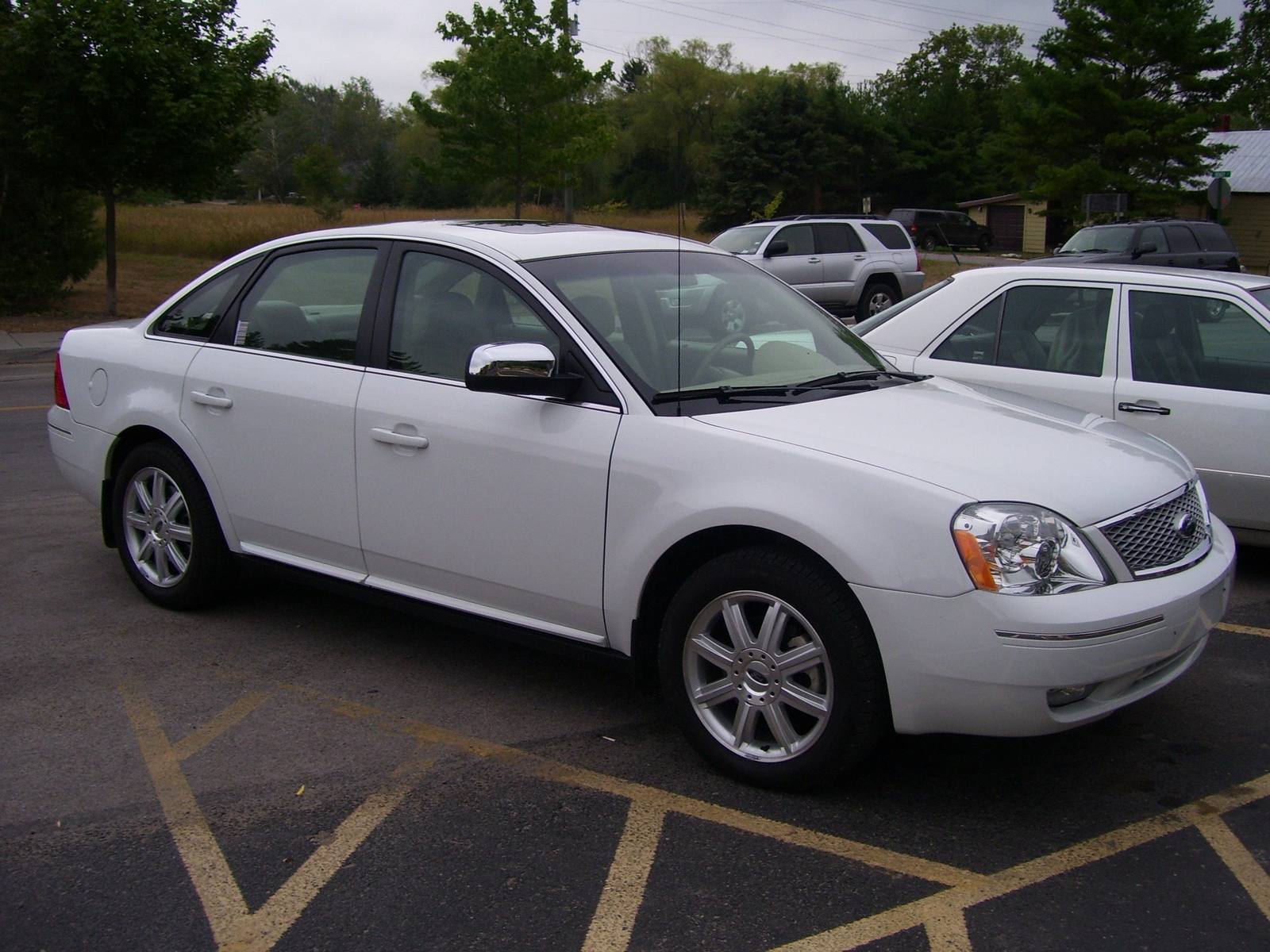 Five Hundred SE (2005)