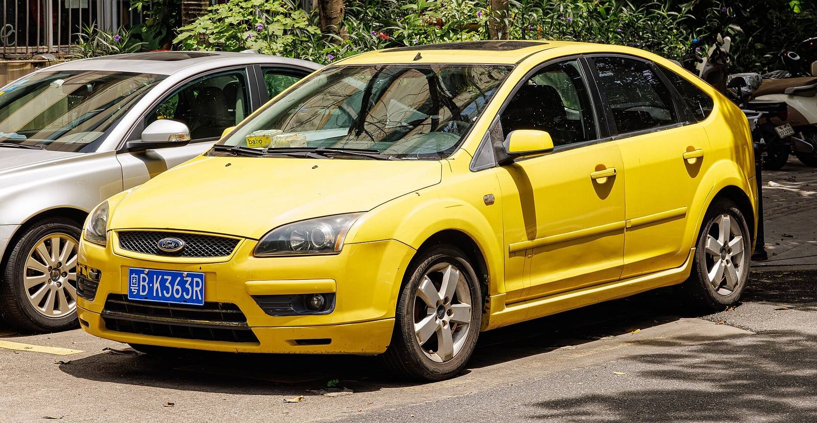 Focus 2.0 Ghia (Mk2) (2004)
